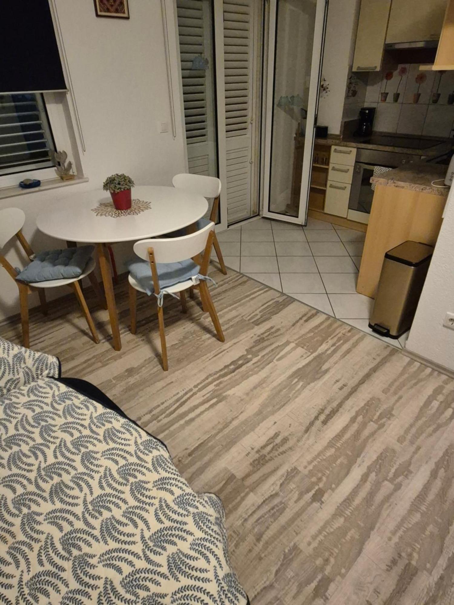 Apartments Joy ツァヴタット エクステリア 写真