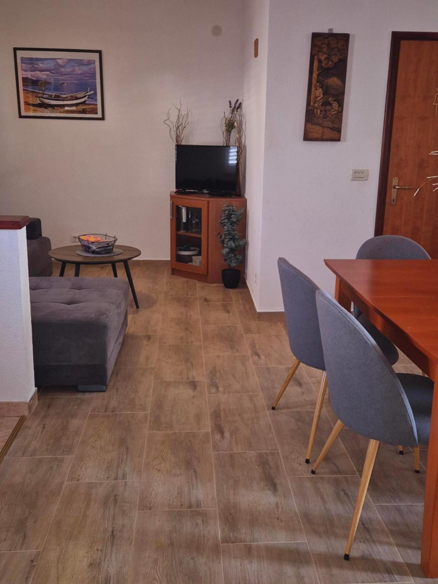 Apartments Joy ツァヴタット エクステリア 写真